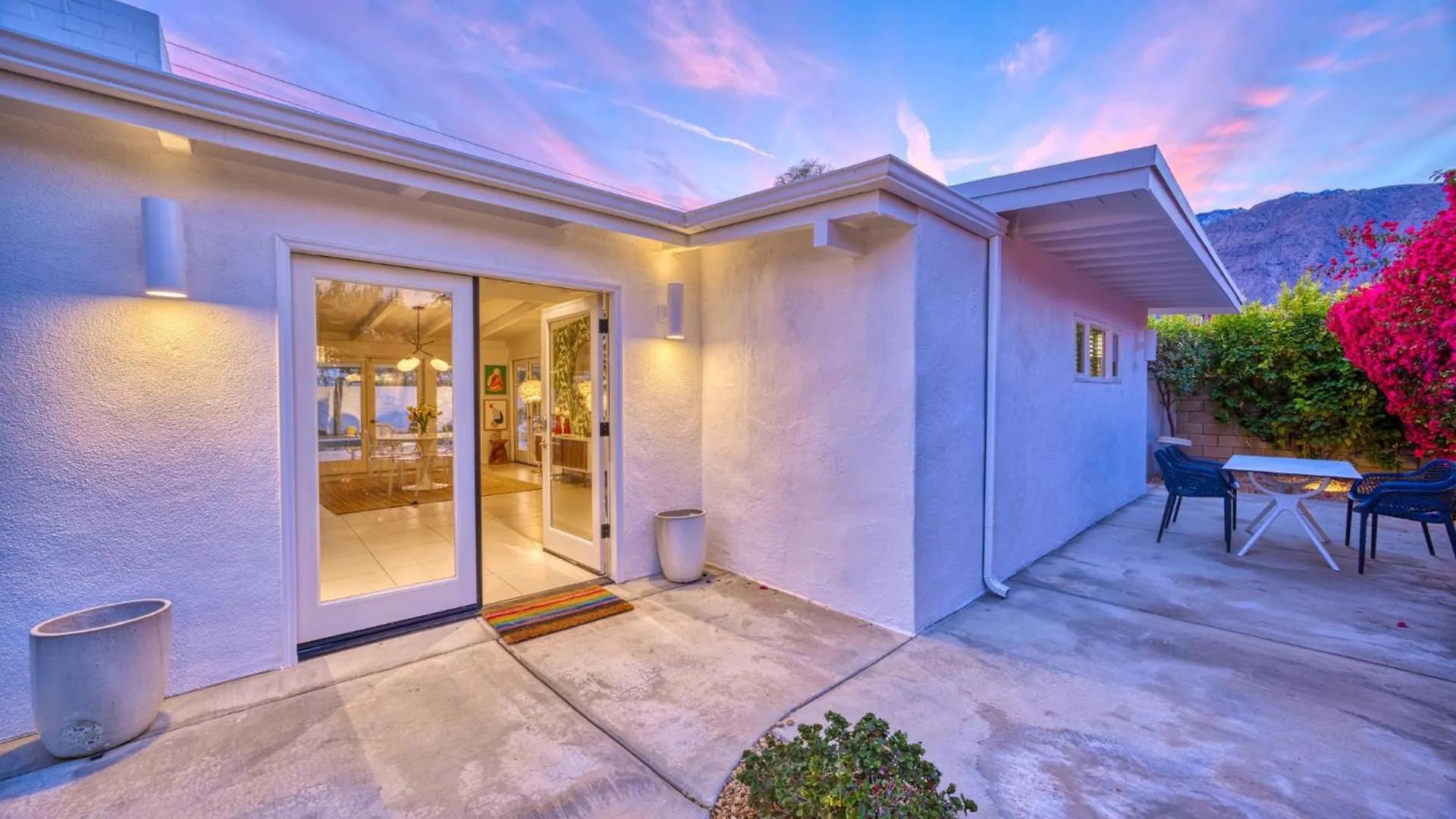 Holiday home Puerta Del Sol - 2Br Oasis Retreat Villa Palm Springs United States