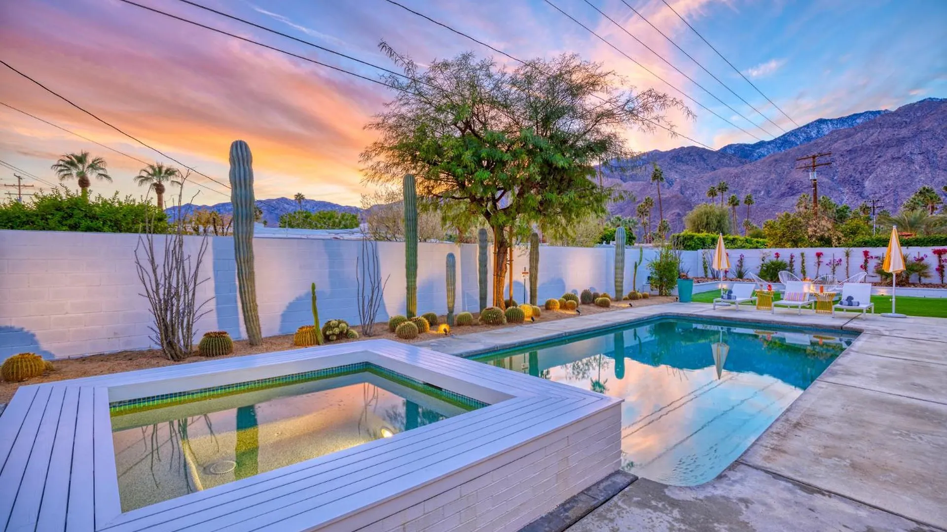 Holiday home Puerta Del Sol - 2Br Oasis Retreat Villa Palm Springs United States
